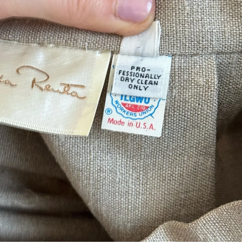 Oscar de la Renta Beige Midi Skirt - Elegant A-Line with Scalloped Hem - Picture 8 of 14